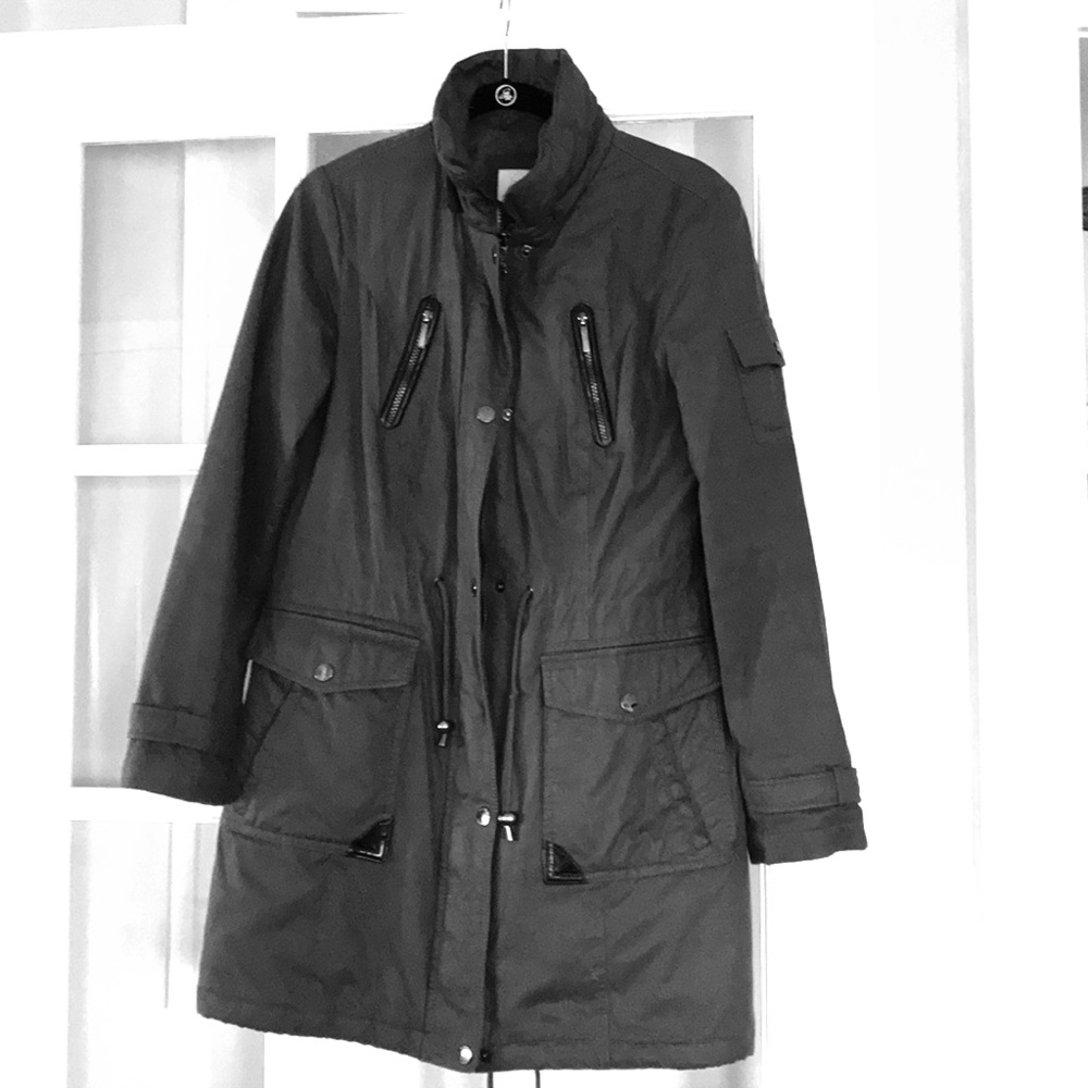 Laundry Coat size M